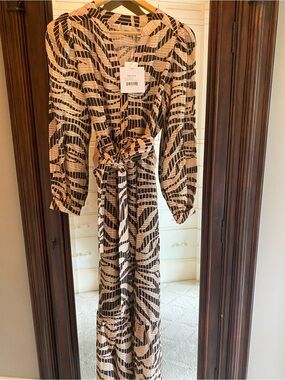 NWT! Marie Oliver Hannon Dress in Savana, size 6